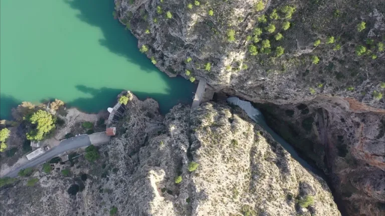 El PSOE acusa al PP de “populismo del agua” tras los desembalses y pone el foco en Camarillas