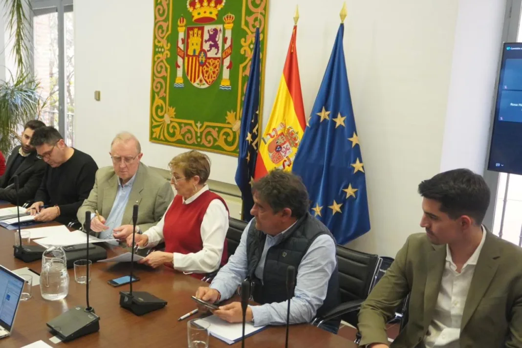 Toni Ruiz lleva a la FEMP la denuncia de abusos en alquiler y el control del piso turístico