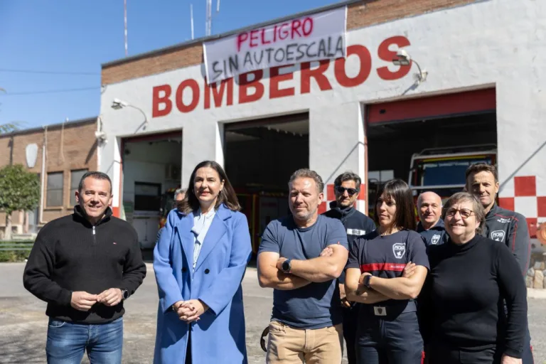 El PSOE lleva a Caravaca su ofensiva por la crisis de los bomberos del CEIS