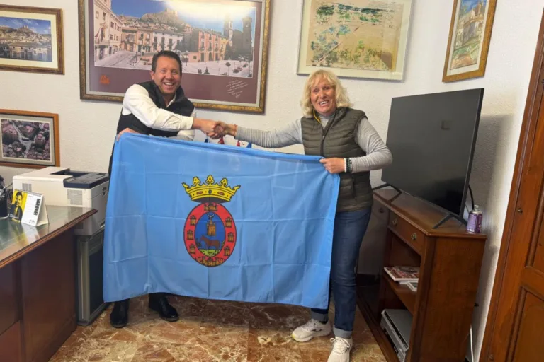 Mula refuerza su proyección como destino para autocaravanas tras reunirse con la FEAA