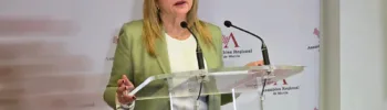 Carmina Fernández exige explicaciones a López Miras por el “deterioro e insalubridad” de los parques de bomberos