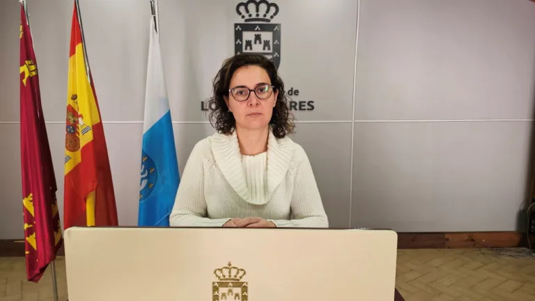Los Alcázares exige soluciones urgentes ante el colapso de la salud mental infantil