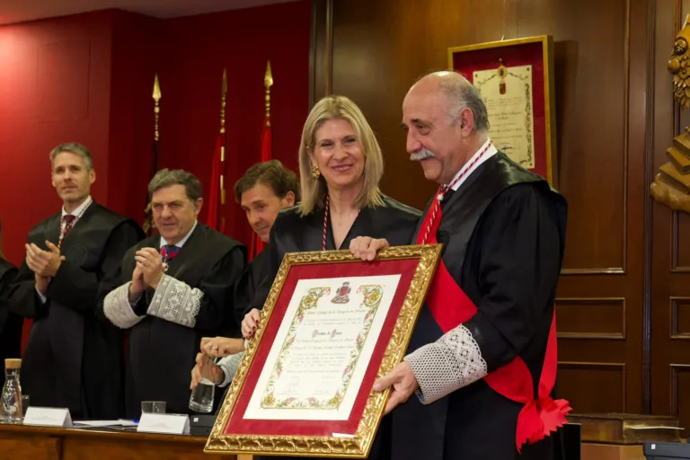 El Colegio de la Abogacía de Murcia nombra Decanos de Honor a Sáez y Martínez-Escribano