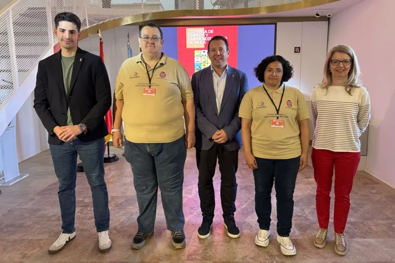 Mula reúne a más de 30 entidades en su III Feria de Empleo y Emprendimiento