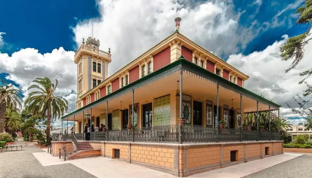 Cartagena celebrará a Víctor Beltrí con una comida modernista en Casa Beltrí Cartagena celebrará a Víctor Beltrí con una comida modernista en Casa Beltrí