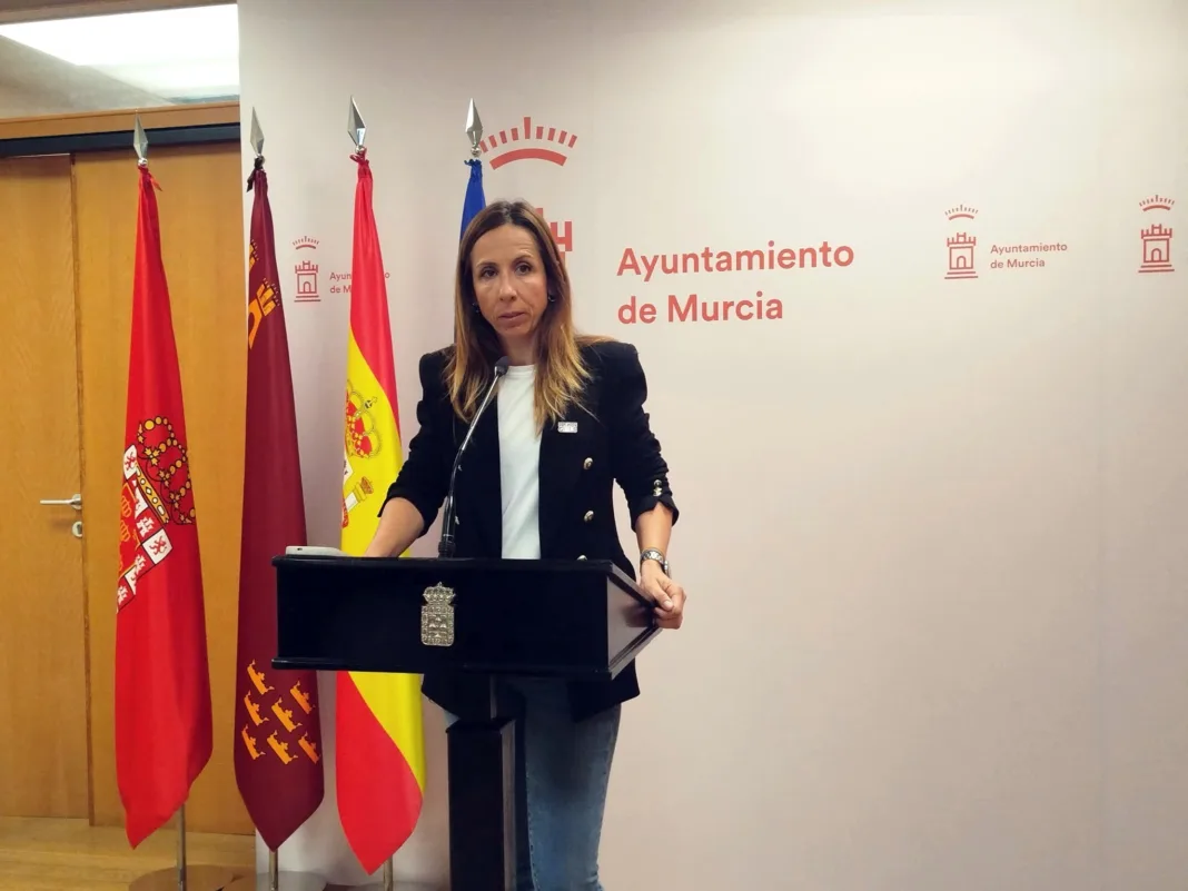 PSOE exige asumir la climatización pagada por familias en colegios de Murcia