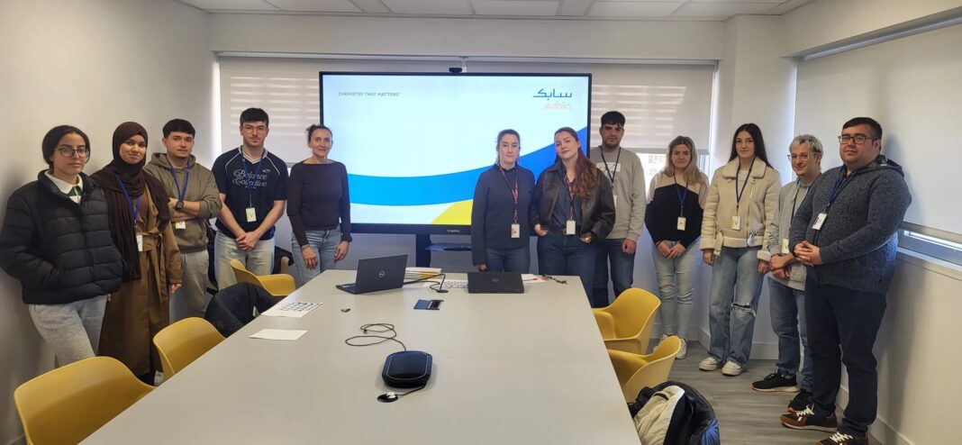 Estudiantes de practicas FP Dual SABIC SABIC incorpora a 19 estudiantes de FP Dual en su complejo industrial de Cartagena