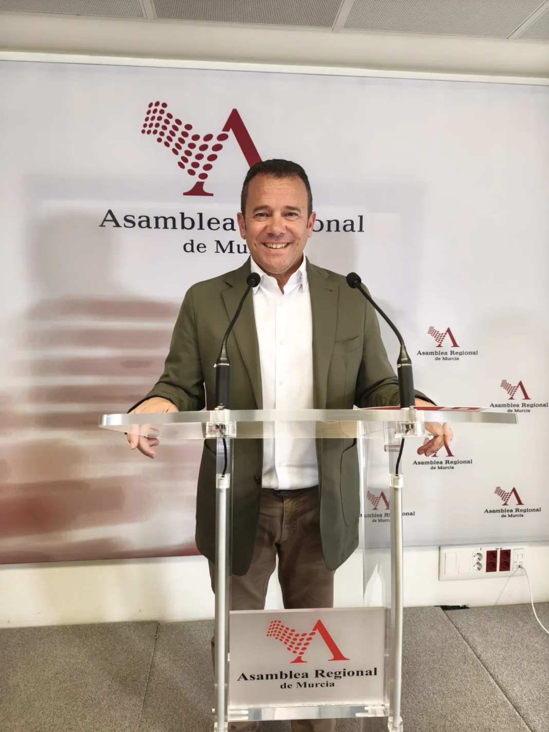 El PSOE defiende el trasvase y apuesta por la desalación como complemento