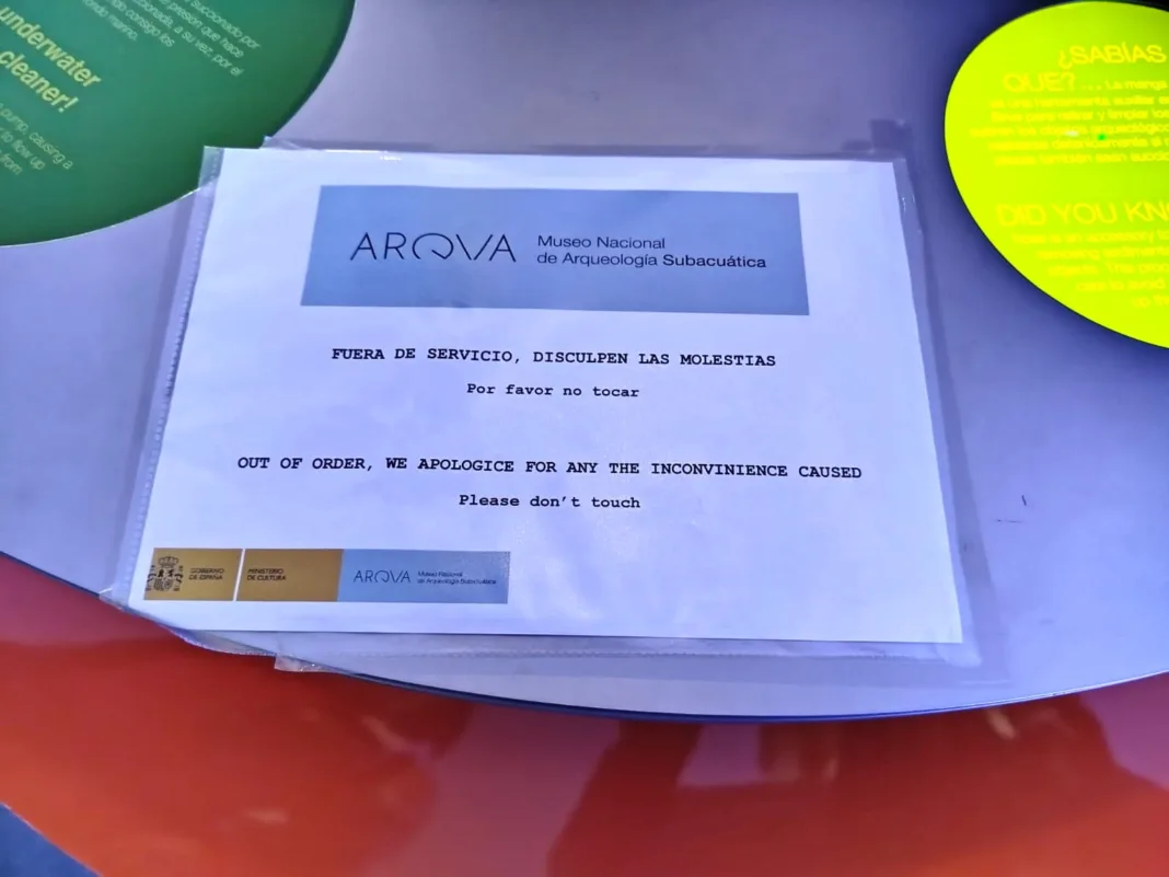 El PCAN denuncia el apagón de pantallas interactivas en el Arqua