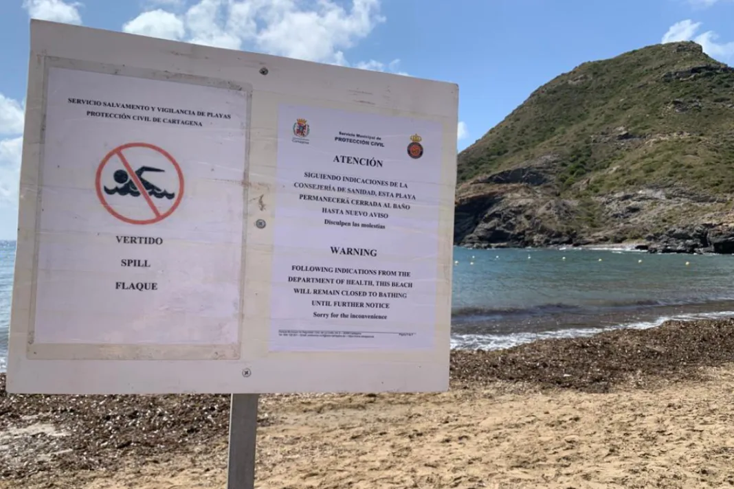 PROCABO alerta de vertidos en Cala Reona y convoca un coloquio ciudadano