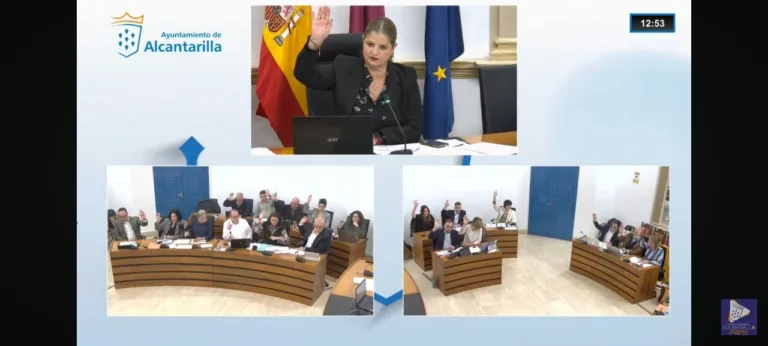 El PSOE acusa al PP de incumplir el transporte gratuito en días festivos en Alcantarilla