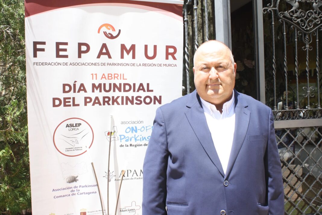 La I Gala Solidaria por el Parkinson recauda 2.200 euros en Murcia
