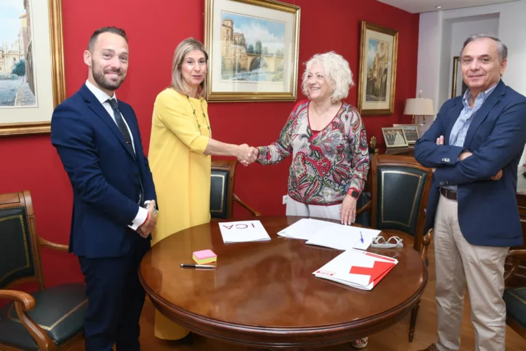ICAMUR y Cruz Roja refuerzan su alianza por las personas vulnerables