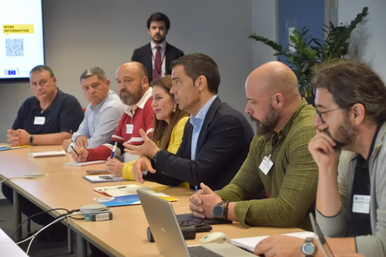 Ros lleva a Bruselas la defensa del empleo en SABIC Cartagena