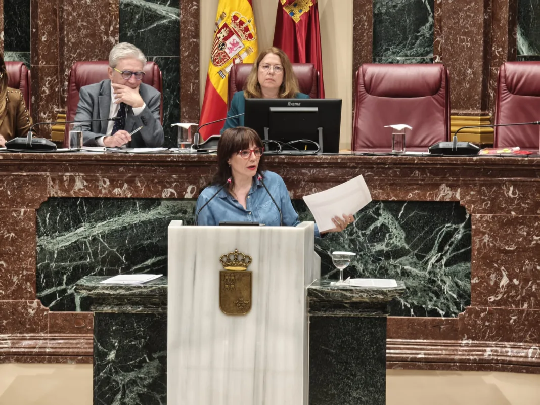 El PSOE acusa al Gobierno regional de seguir mintiendo sobre la trama de las prótesis