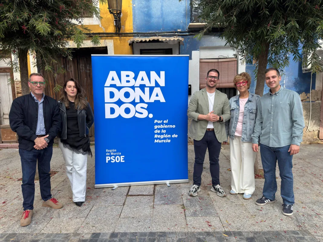 El PSOE acusa a López Miras de abandonar Alcantarilla en vivienda