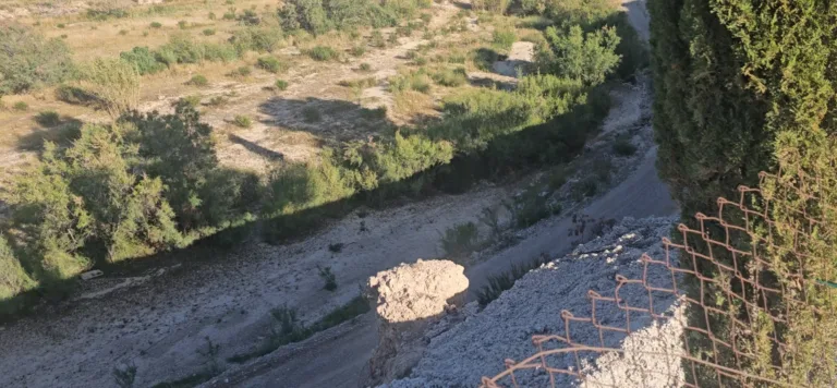 Lorca encadena parches mientras Lerna se hunde por las filtraciones