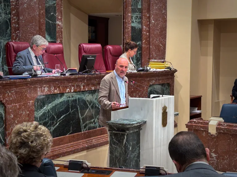 PP y Vox bloquean la subida salarial en los centros de menores
