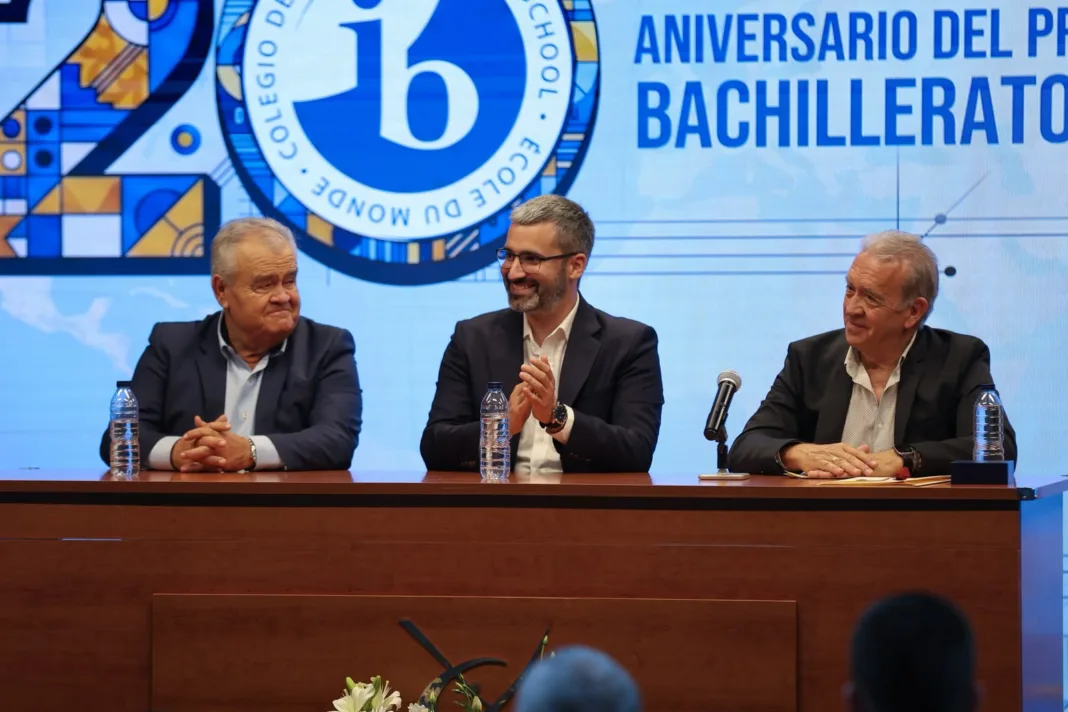 Lucas planta cara en Totana al veto de PP y Vox al Orgullo