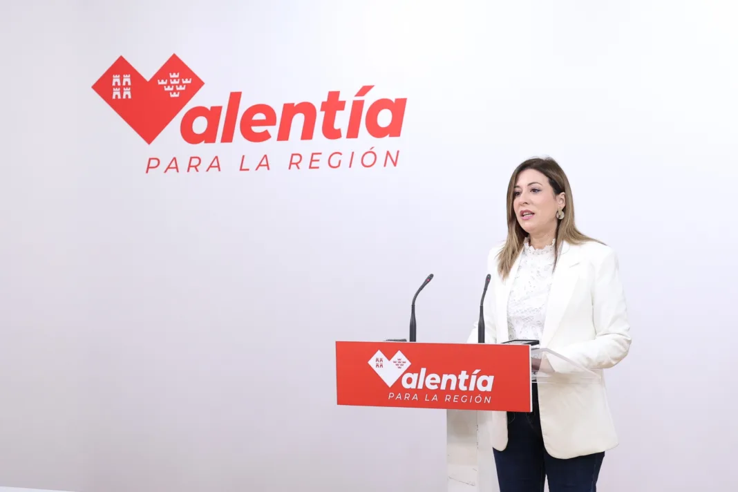 FOTO_IsabelGadea El PSOE acusa a López Miras de mentir sobre la trama de las prótesis
