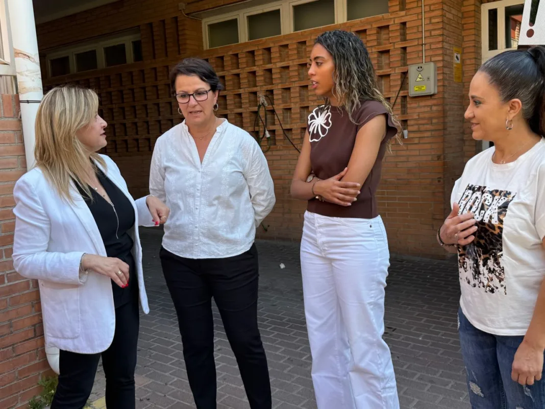 El PSOE acusa a Miras de “tapar” el escándalo de las prótesis