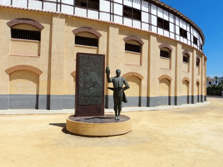 El PSOE investigará la gestión taurina de Fulgencio Gil en Lorca