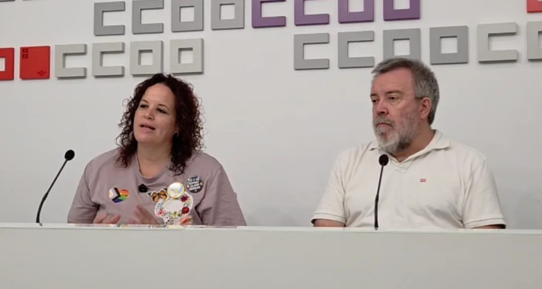 CCOO exige acuerdos entre administraciones para bajar las ratios educativas en la Región