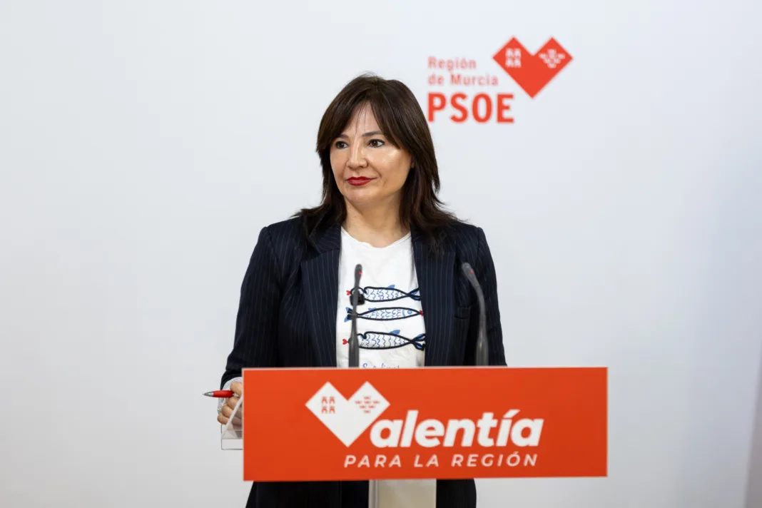 El PSOE acusa a López Miras de ocultar las listas de espera sanitarias
