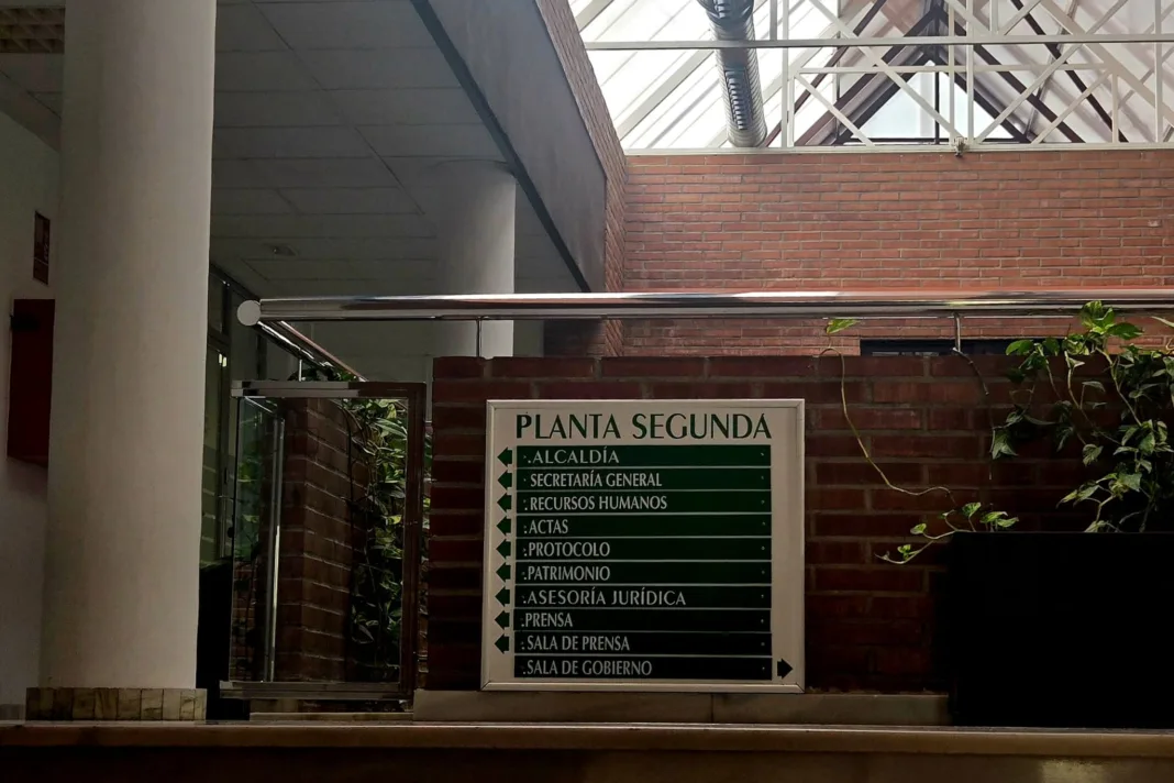 Foto Planta Alcaldía Molina gastará cerca de 70.000 euros al año en un asesor del alcalde