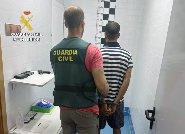 Detenido un hombre por cuatro robos violentos cometidos en pleno día en Totana Detenido un hombre por cuatro robos violentos cometidos en pleno día en Totana