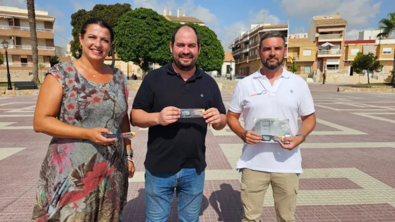 Los Alcázares repartirá gafas homologadas para observar con seguridad el eclipse solar