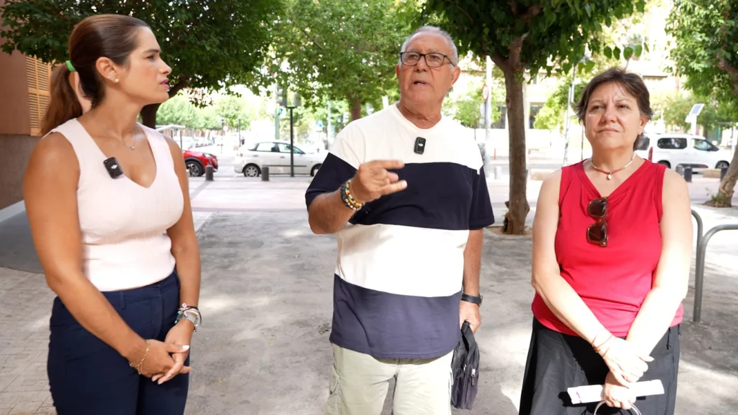 El PSOE denuncia años de abandono y equipamientos pendientes en el barrio de La Paz