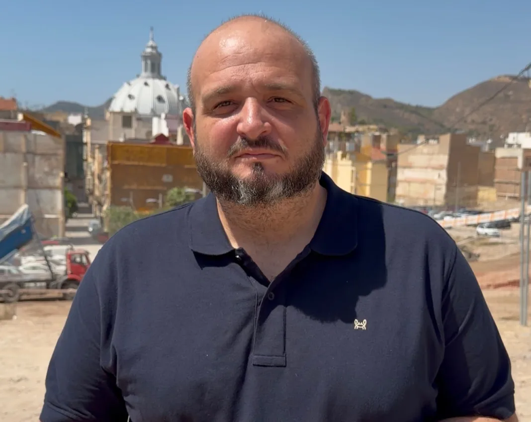 PSOE, FAVECIP y Origen lanzan firmas para frenar el aparcamiento del Monte Sacro PSOE, FAVECIP y Origen lanzan firmas para frenar el aparcamiento del Monte Sacro