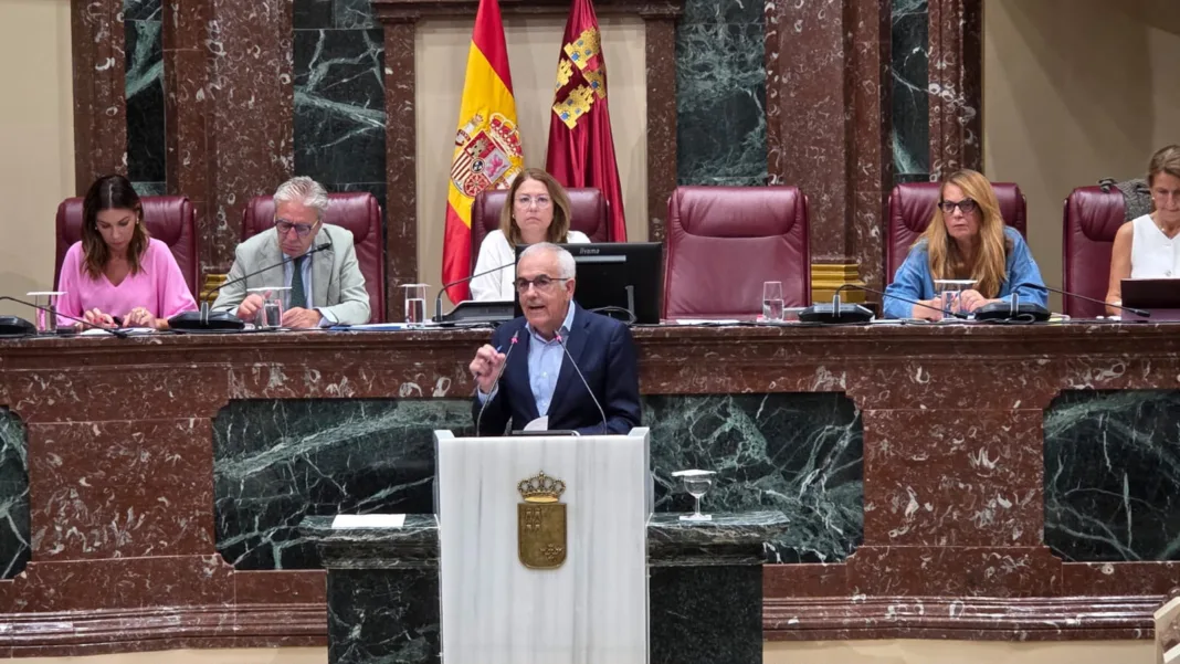El PSOE acusa a López Miras de renunciar a los Presupuestos de 2026