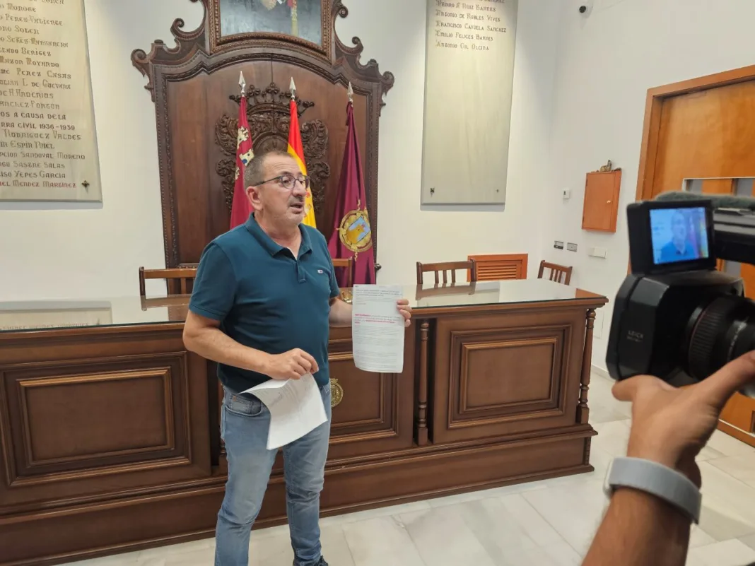 El PSOE cifra en 1,8 millones el gasto de Lorca en vehículos desde 2023 El PSOE cifra en 1,8 millones el gasto de Lorca en vehículos desde 2023
