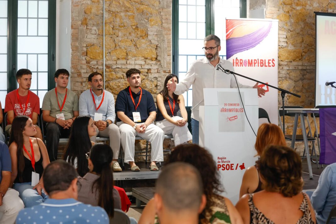 Lucas reclama a López Miras limitar el alquiler y declarar zonas tensionadas en Murcia