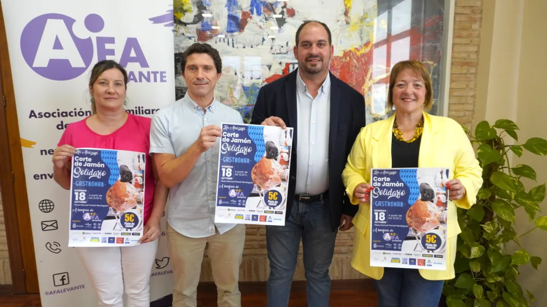 Jamón a cinco euros para apoyar a personas con enfermedades neurodegenerativas en Los Alcázares