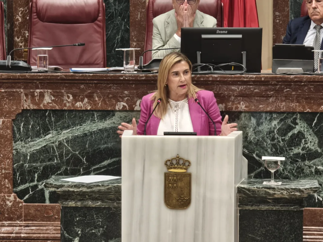 El PSOE exige la dimisión de López Miras