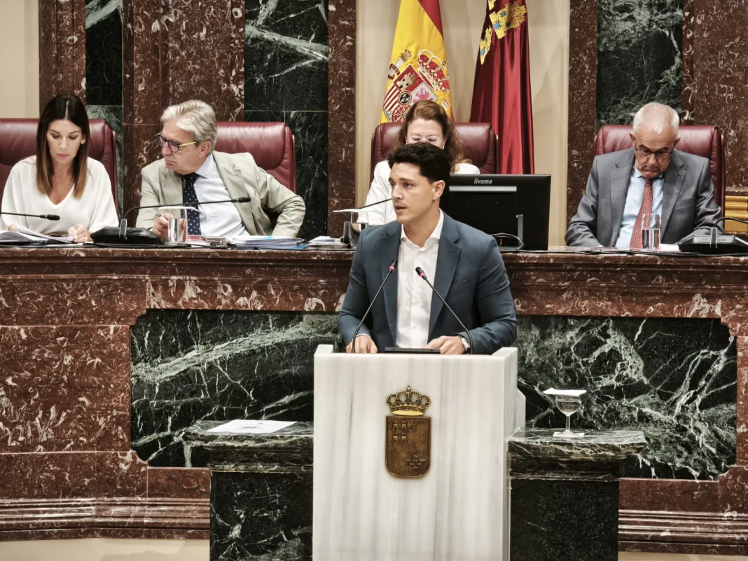 PP y Vox rechazan un plan para ampliar las plazas públicas de FP en Murcia