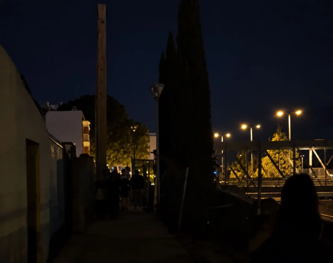 El PSOE denuncia un acceso a la Feria de Lorca sin luz y exige focos