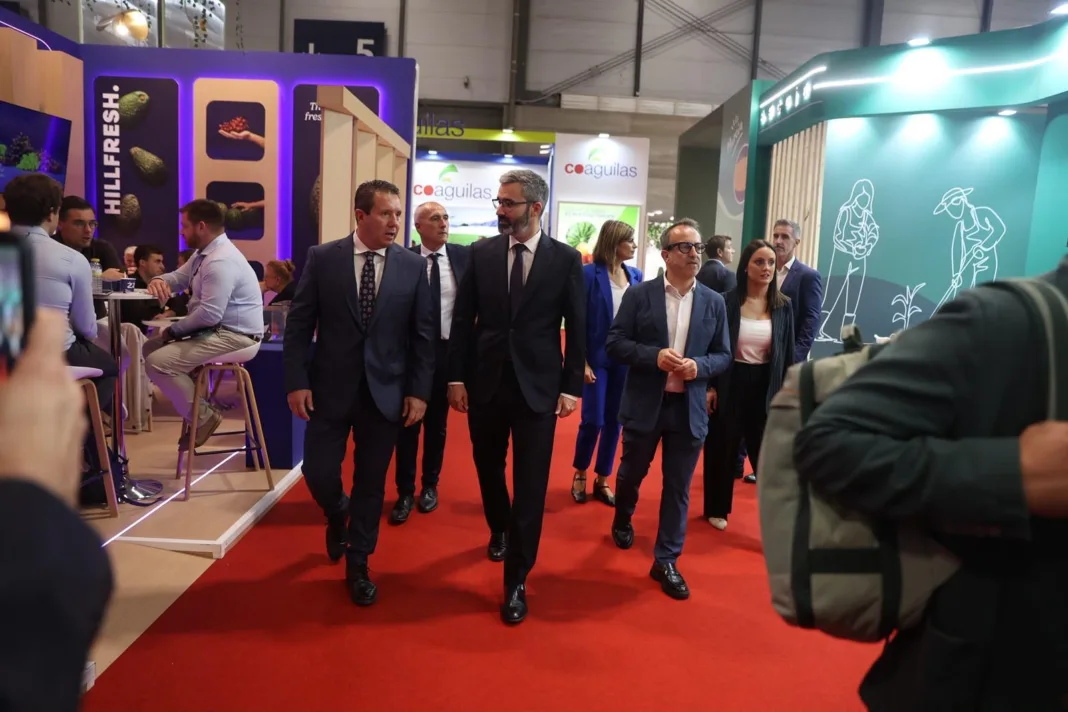 Mula respalda a FRUCIMU en Fruit Attraction para impulsar nuevas oportunidades comerciales Mula respalda a FRUCIMU en Fruit Attraction para impulsar nuevas oportunidades comerciales