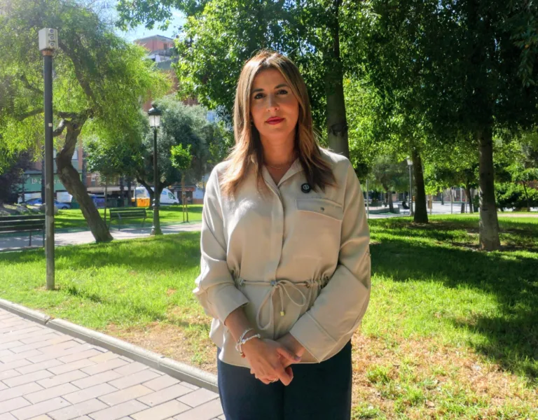 El PSOE acusa al PP de rechazar 900 viviendas públicas en Carraclaca y utilizar su subasta