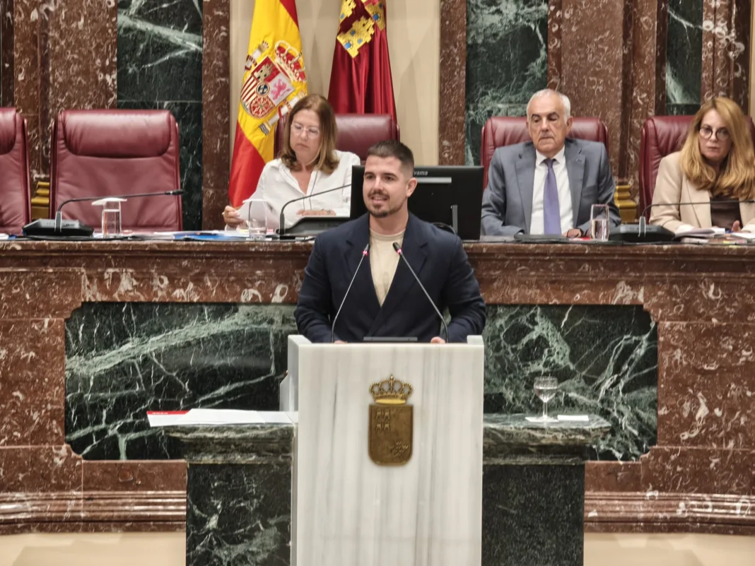 El PSOE lleva el Decreto Maricarmen a la Asamblea y exige a PP y Vox posicionarse